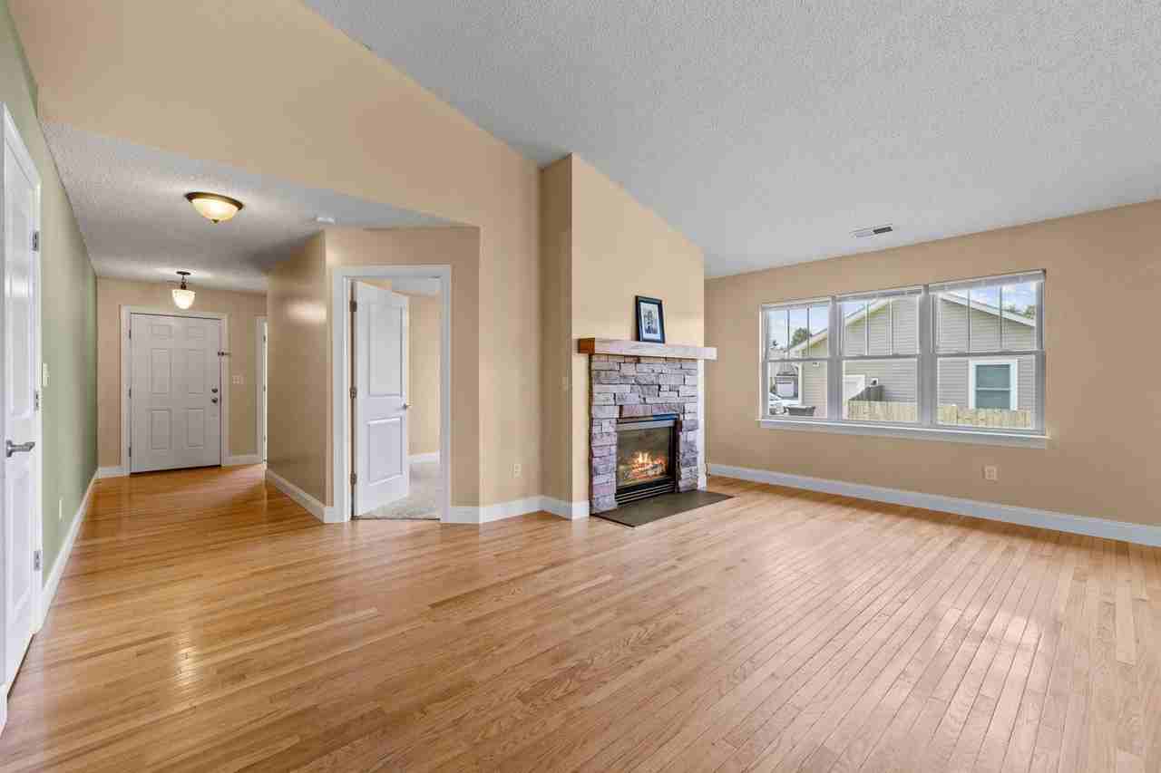 116 Springfield Meadow Dr - Photo 4 of 33