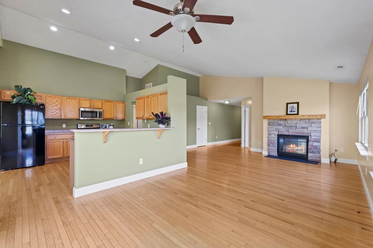 116 Springfield Meadow Dr - Photo 5 of 33