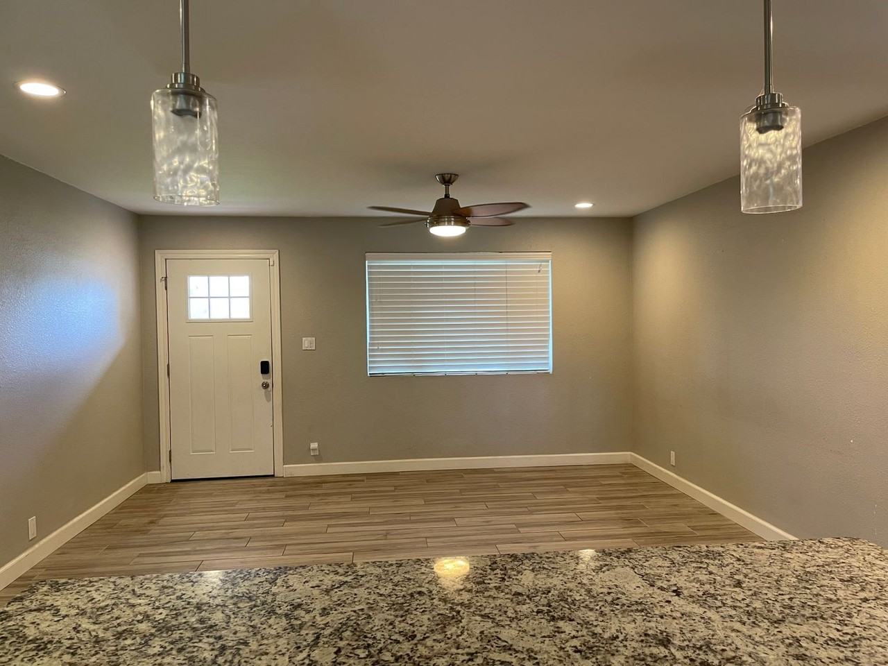 1369 W 14th St - Photo 2 of 16