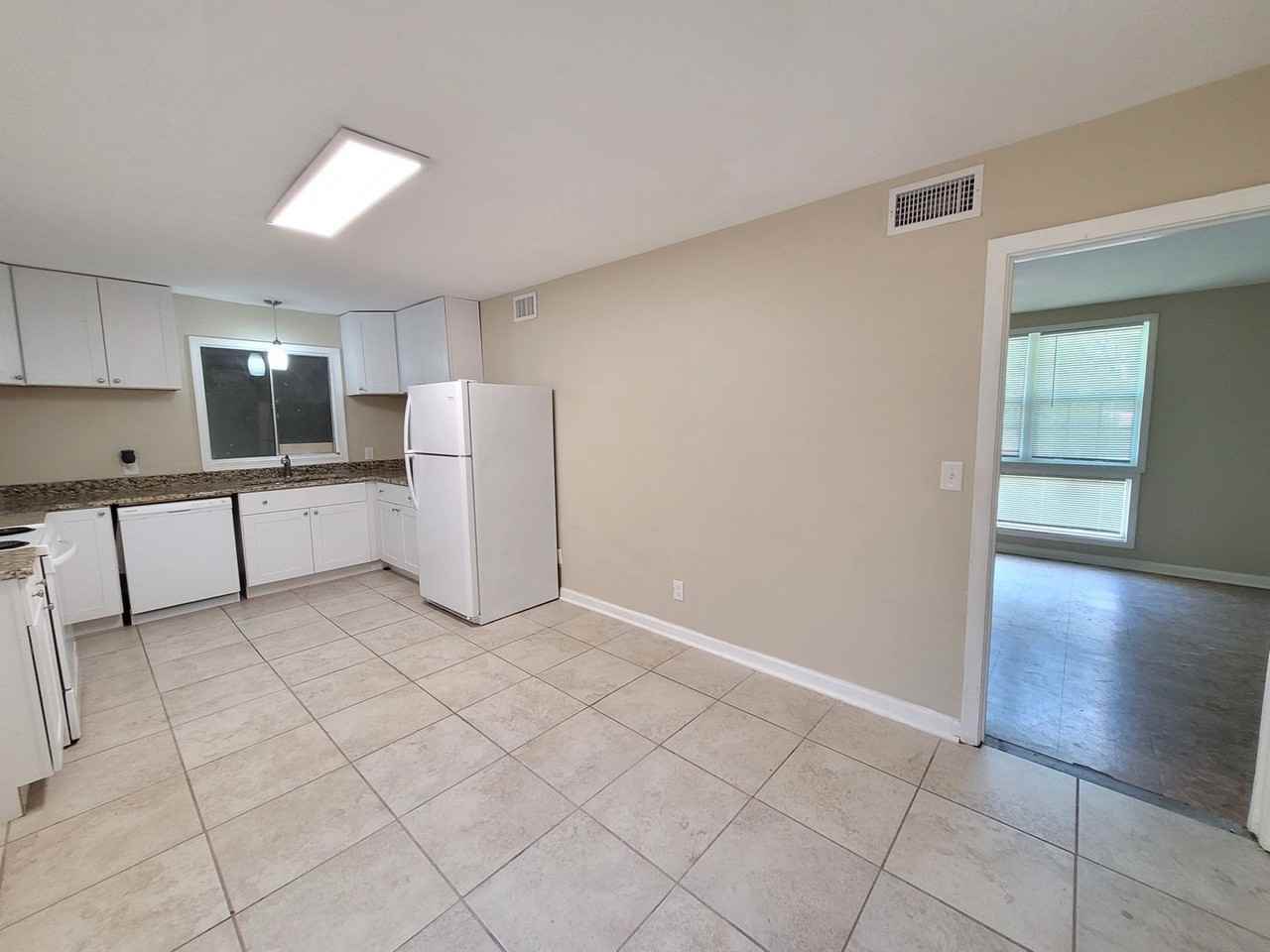 5442 Thornhill Road - Photo 7 of 19