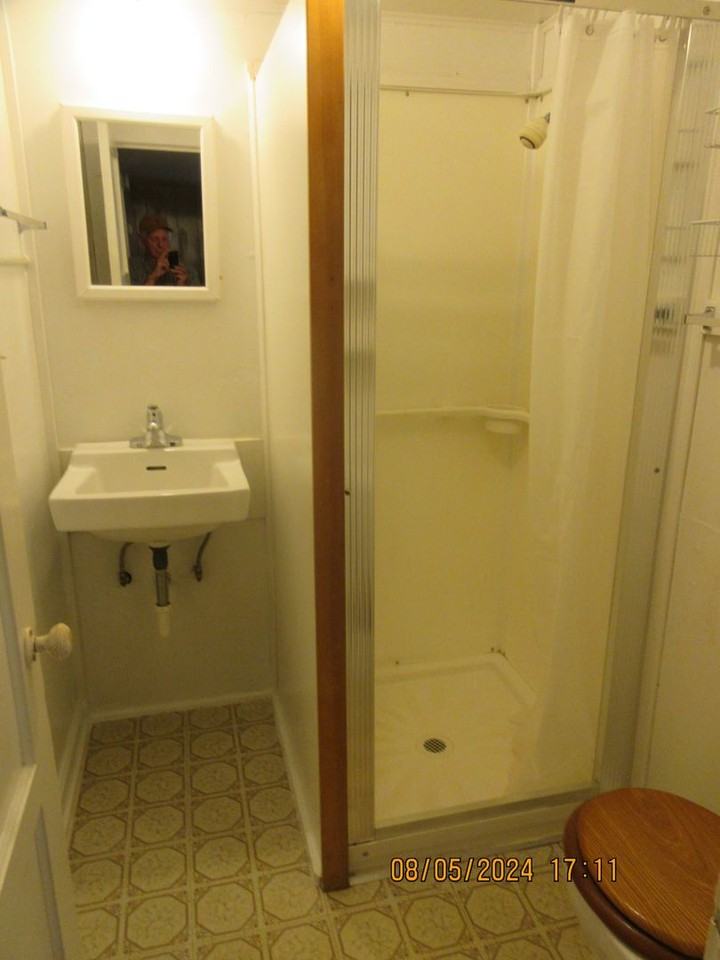 1977 Beach Ave Ne - Photo 4 of 8