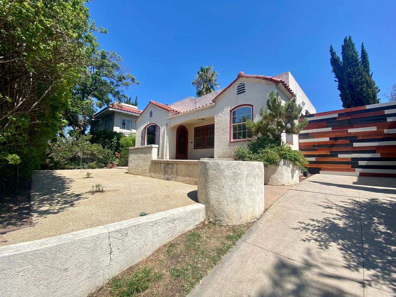 4615 Terrace Dr - Photo 5 of 42