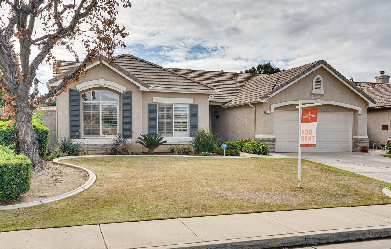 8517 Harbor Club Dr - Photo 2 of 21