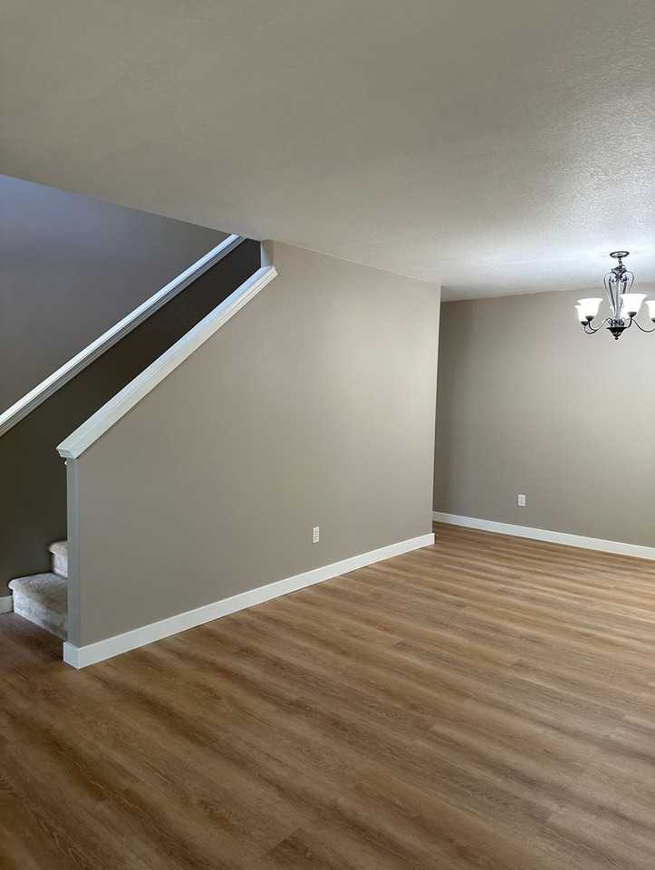 425 Casting St Se - Photo 5 of 29