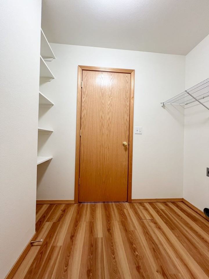 5105 Hickory Ln - Photo 6 of 43