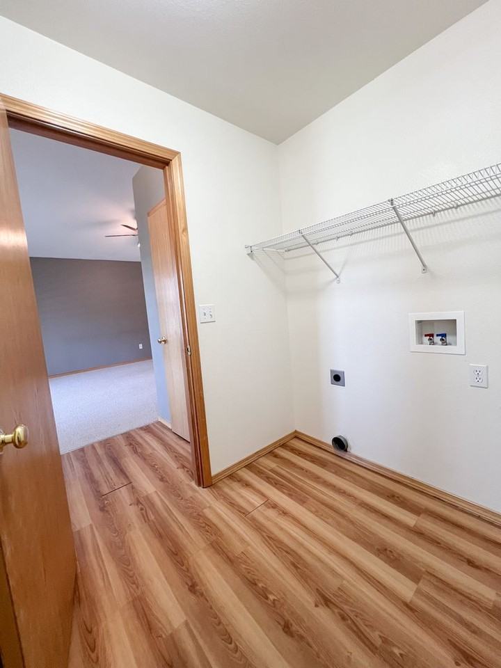 5105 Hickory Ln - Photo 7 of 43