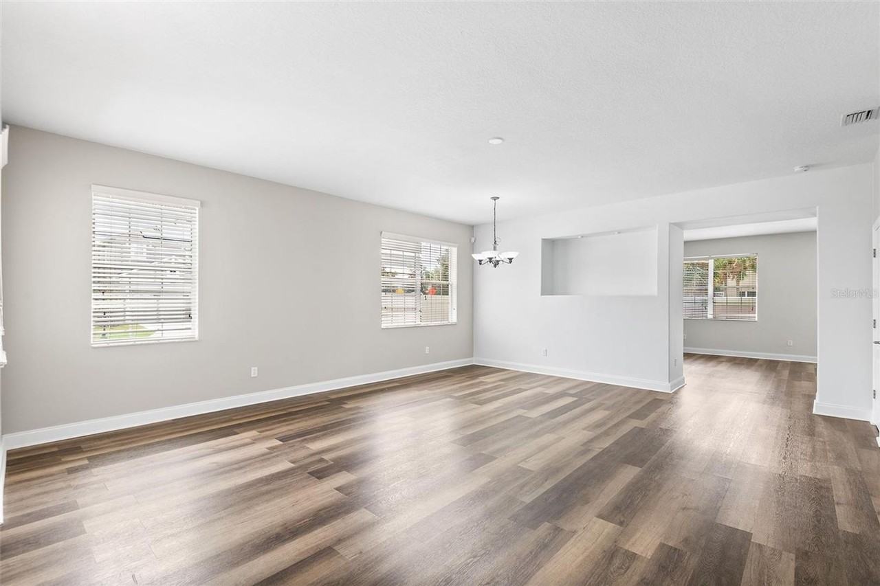 9237 Wellstone Dr - Photo 2 of 22