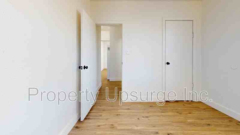 4566 Virginia Ave - Photo 5 of 11