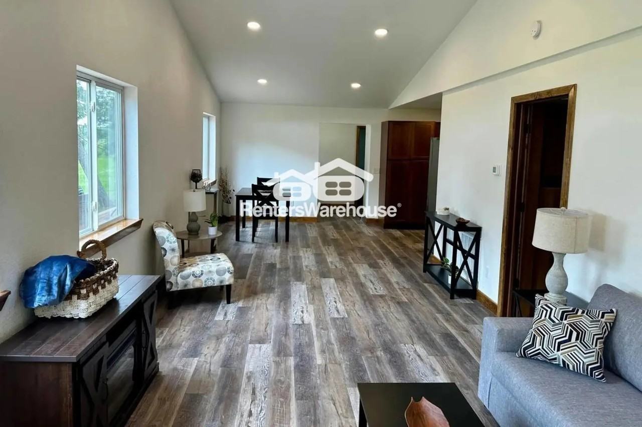 2264 64th St Sw - Photo 2 of 13