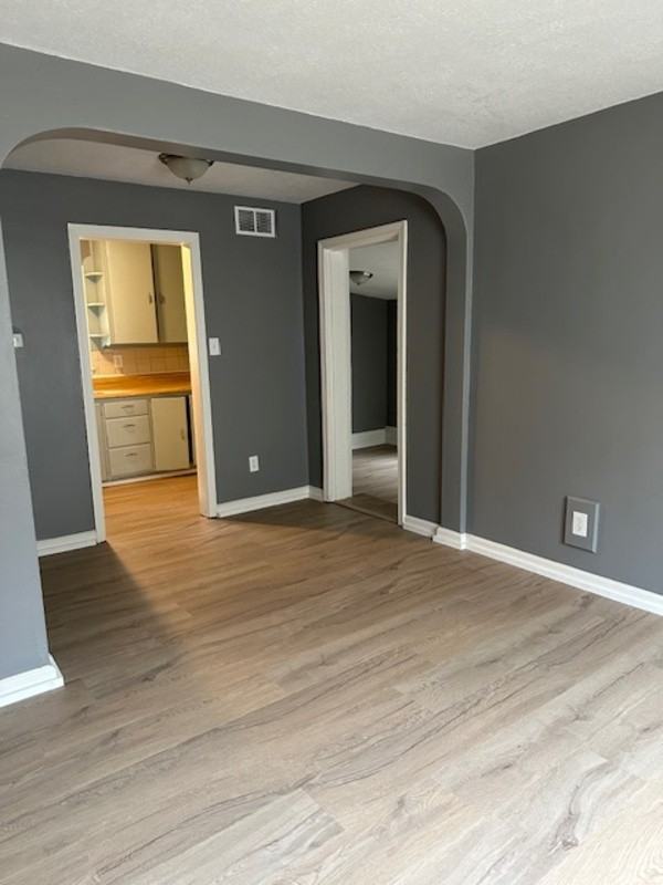 7933 Olive St - Photo 3 of 9