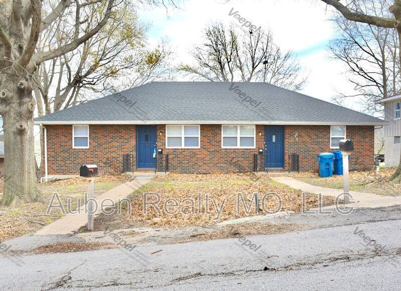 107 S Oak Ridge Ter - Photo 2 of 12