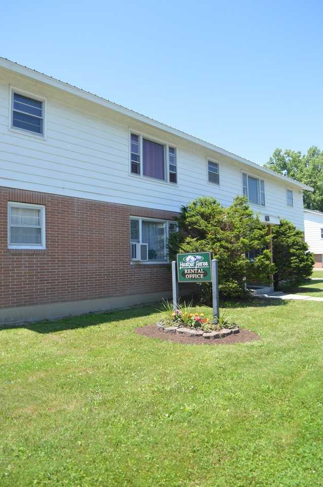 21525 Heather Acres Dr #12B - Photo 2 of 10