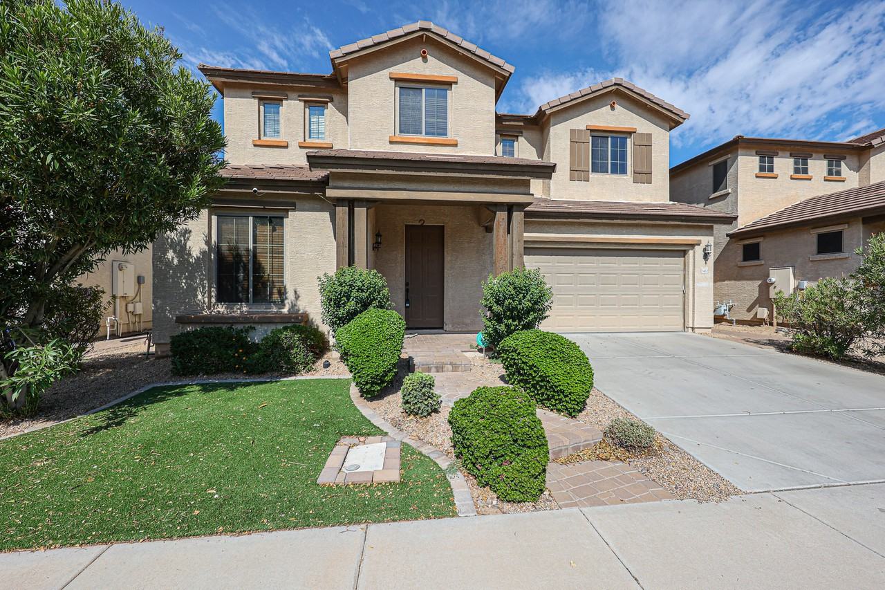 3410 S Sunland Dr - Photo 3 of 50