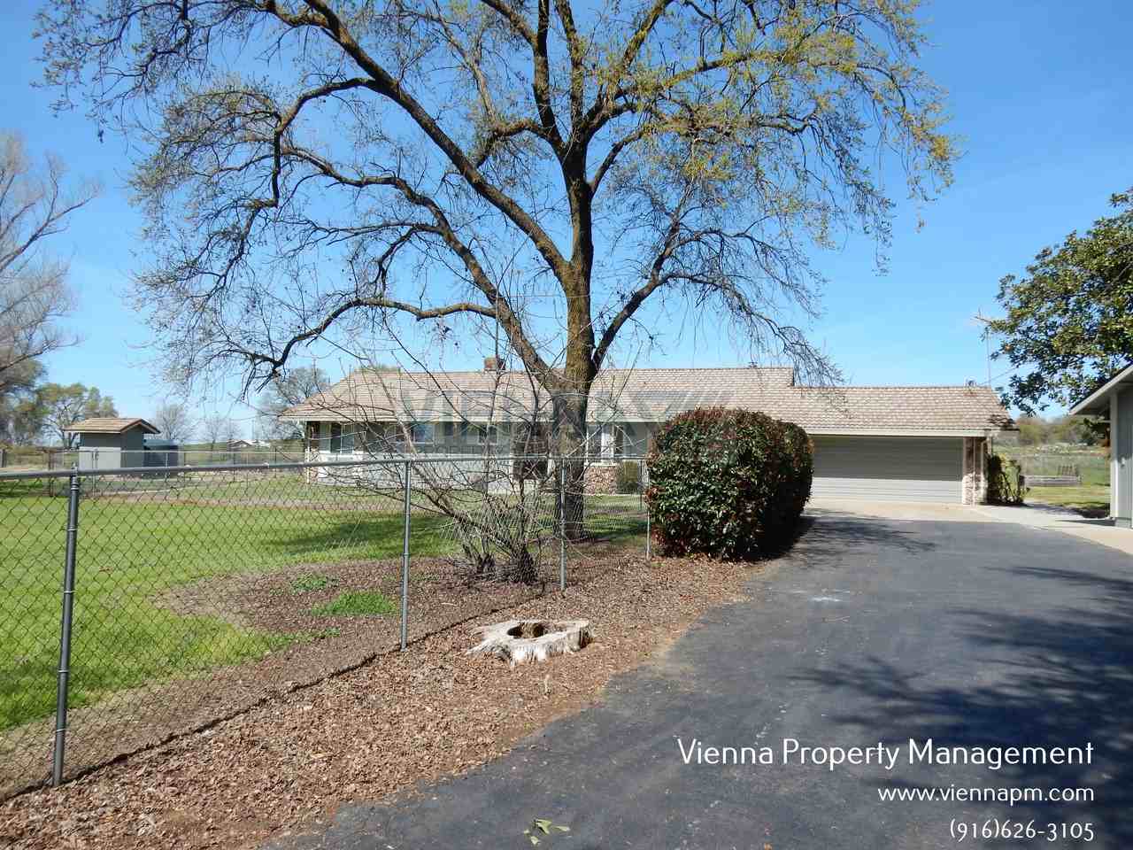 1075 Big Ben Rd - Photo 2 of 31