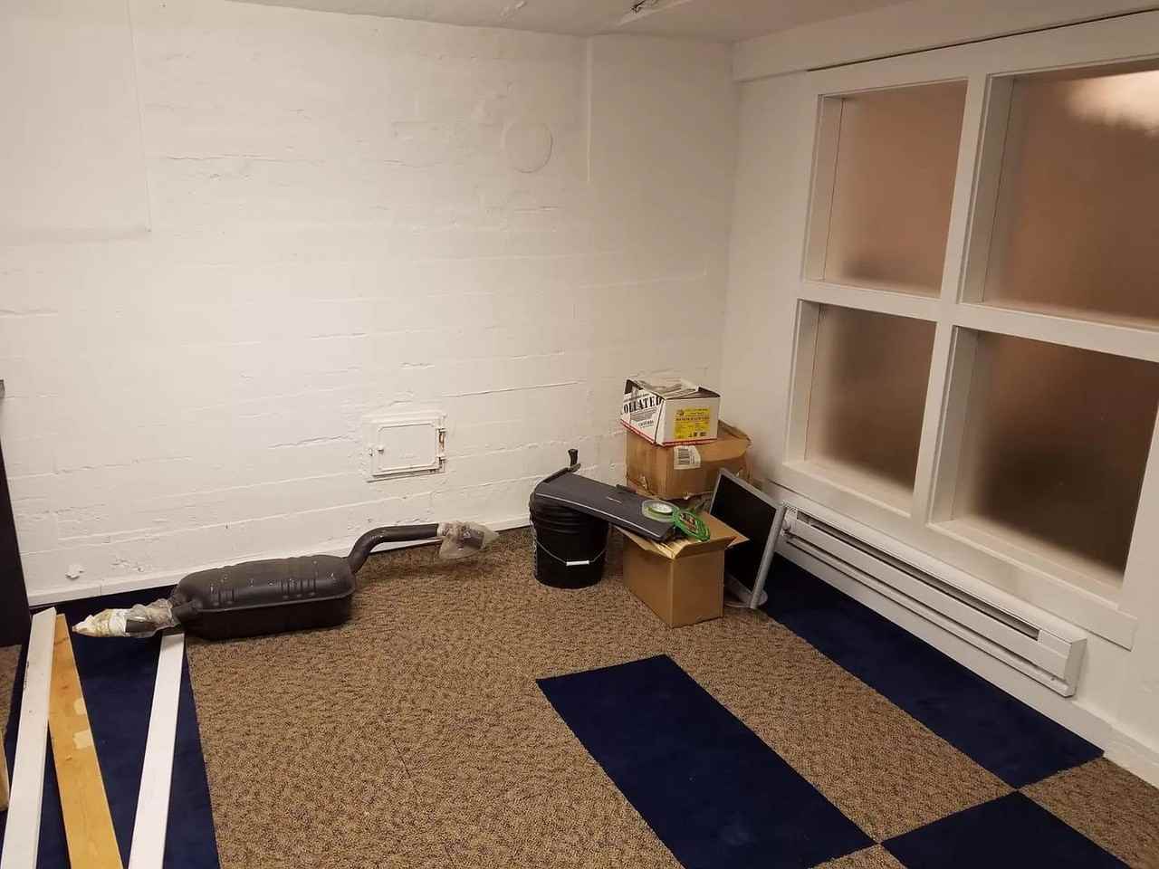 2424 S Graham St - Photo 5 of 20