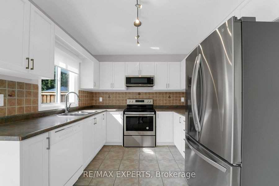 38 Saint Joan of Arc Avenue - Photo 3 of 16