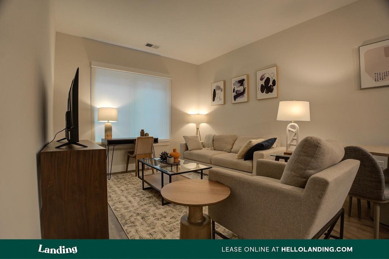 1999 E Boston St - Photo 7 of 50