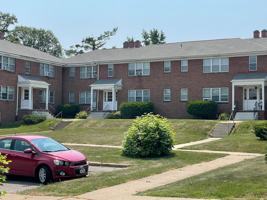 featured image of 1300 Oakland Rd Ne