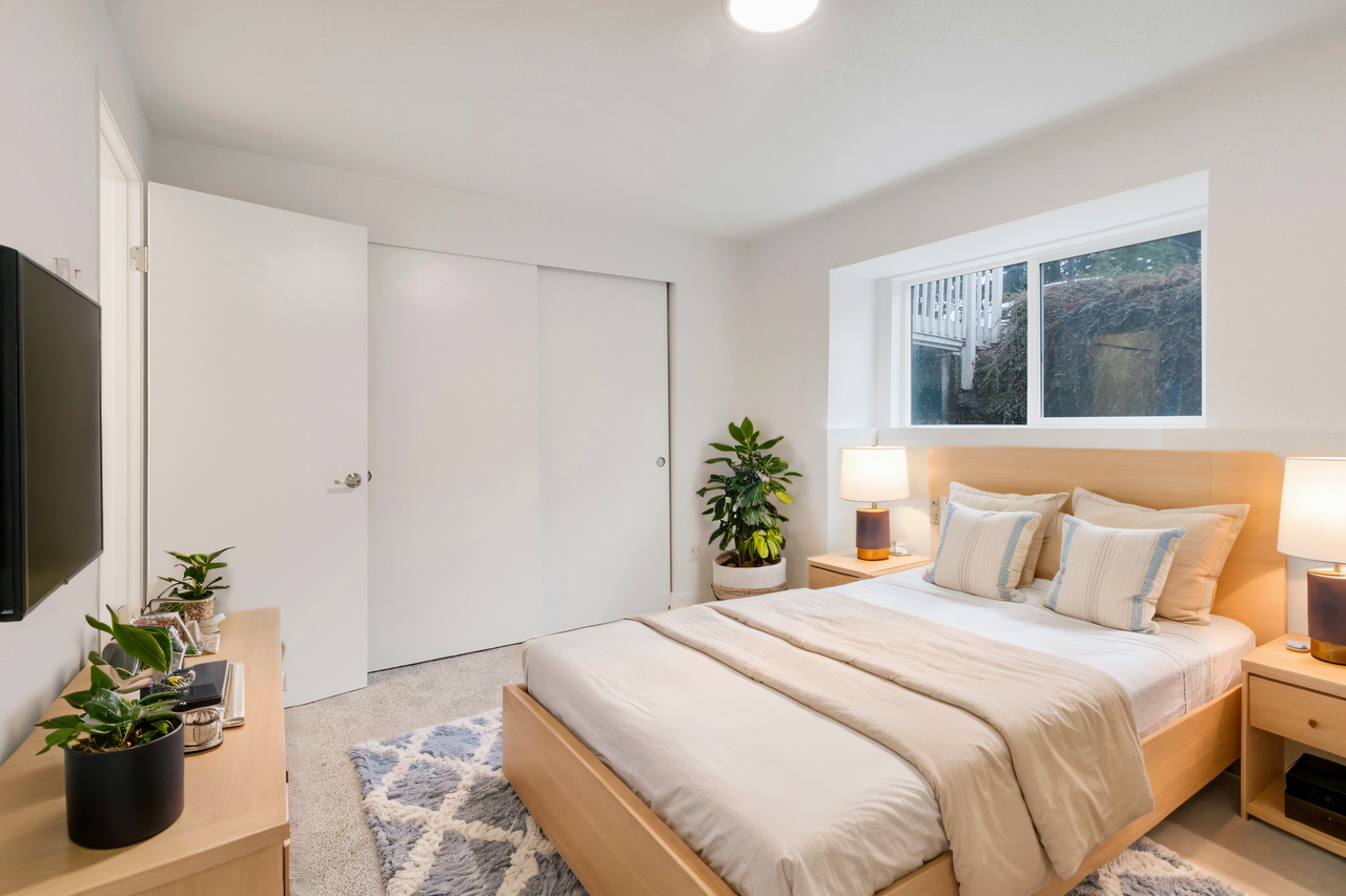 Oak Park Apartments - Photo 4 of 19