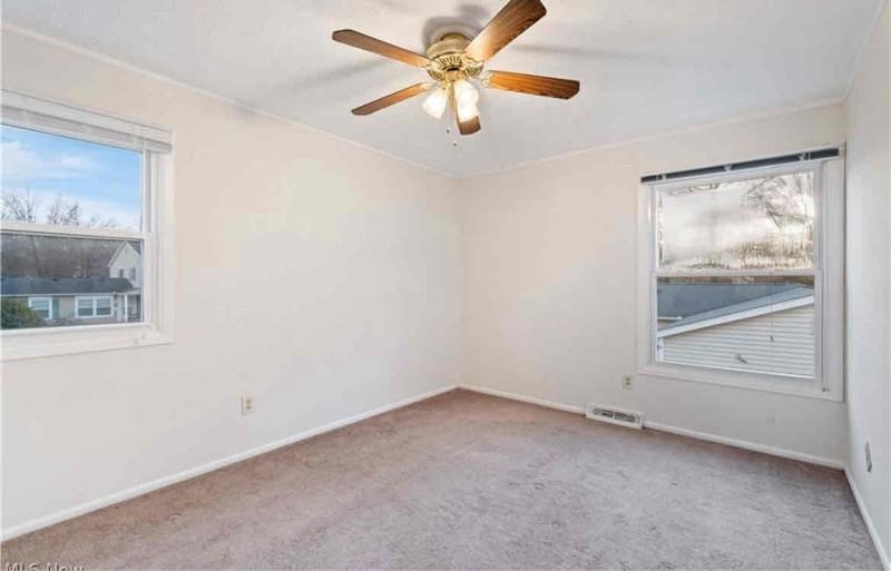 600 Canterbury Ln #D - Photo 2 of 13