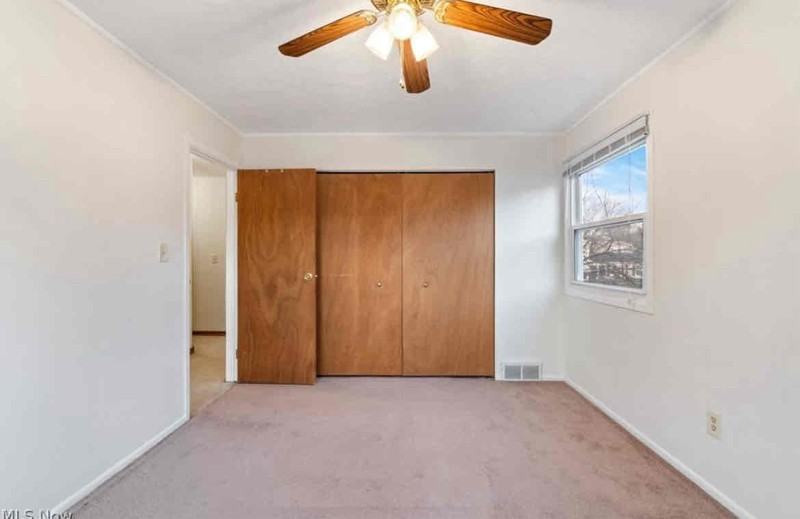 600 Canterbury Ln #D - Photo 3 of 13