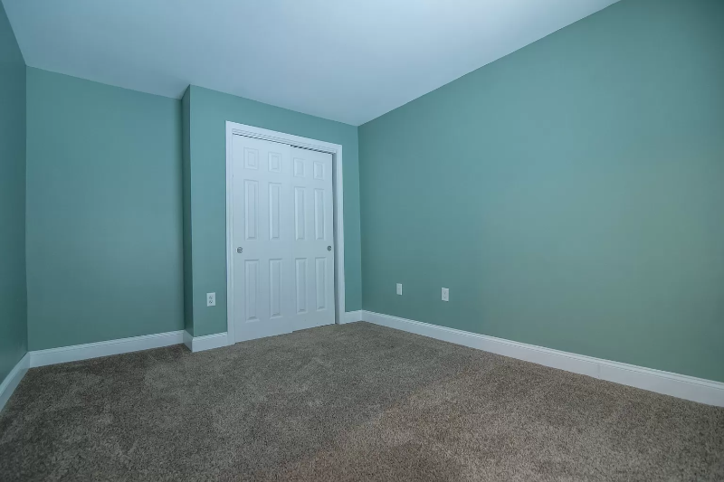 92 Eastern Ave - Photo 5 of 11