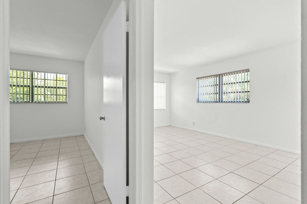 Palomar - Photo 2 of 19