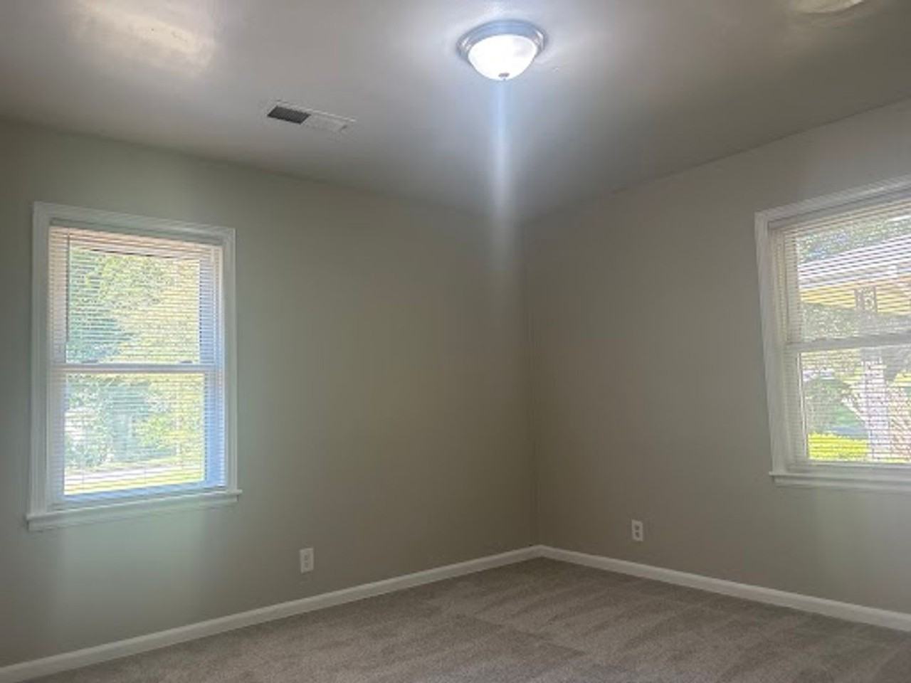 2524 Habersham Dr - Photo 5 of 12