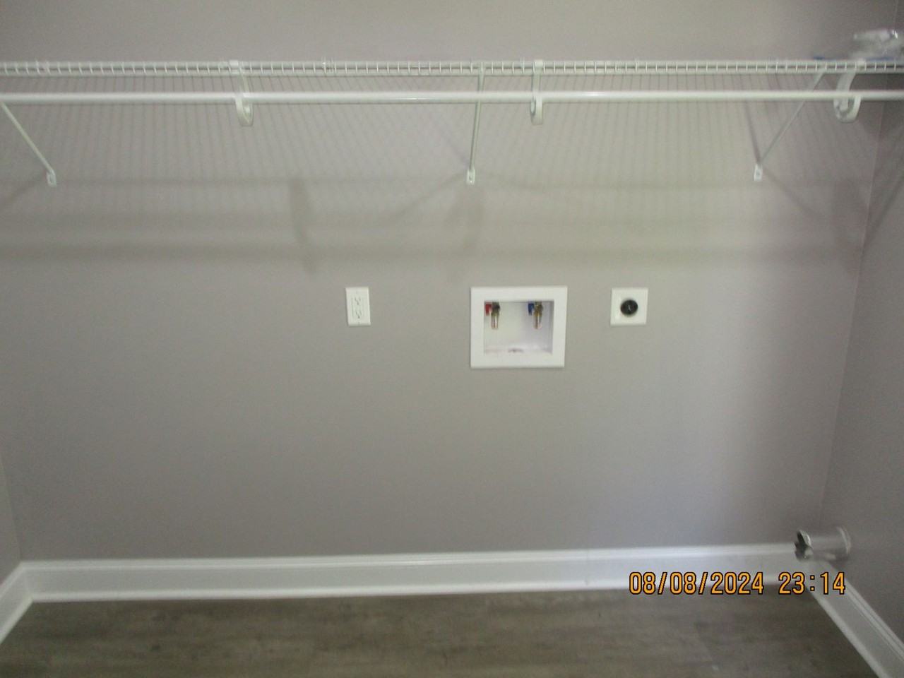 121 Twelve Oaks Ct - Photo 2 of 19