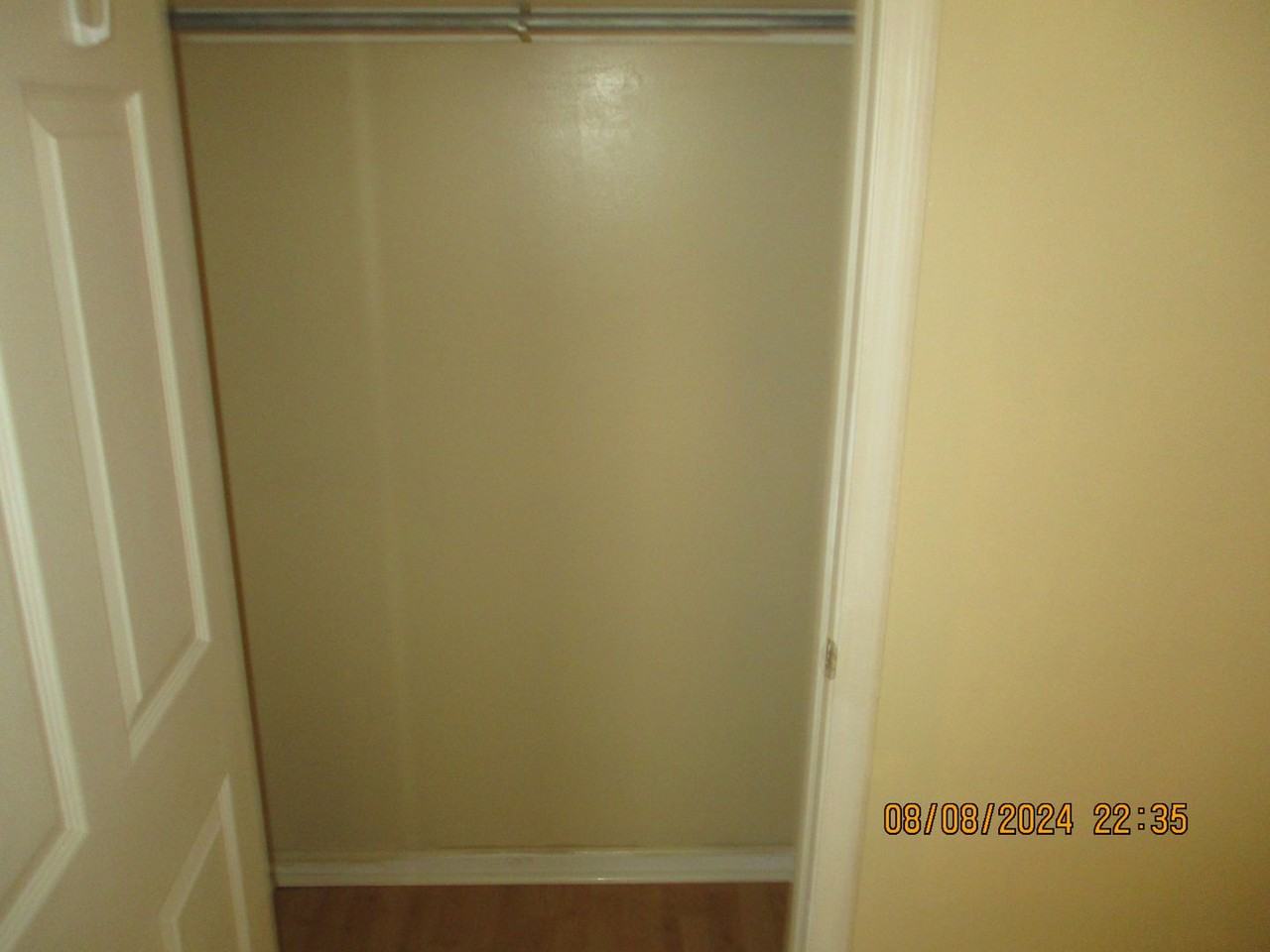 117 Augusta Ct Apt B - Photo 2 of 9