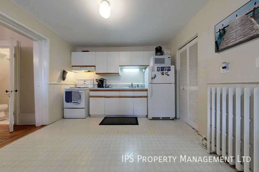 295 William St #A - Photo 3 of 16