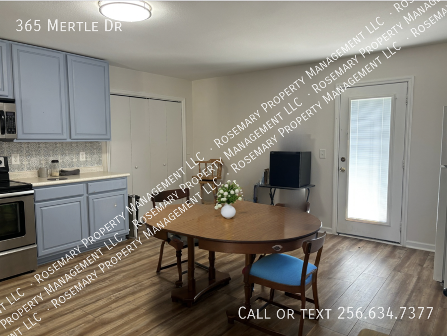 365 Mertle Dr Ne - Photo 3 of 8