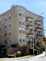 featured image of 175 Maple St