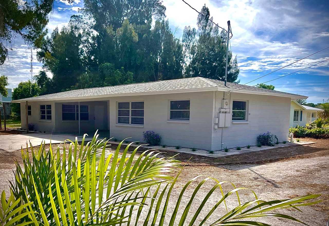 New Point Comfort Rd. 1435 - Photo 2 of 31