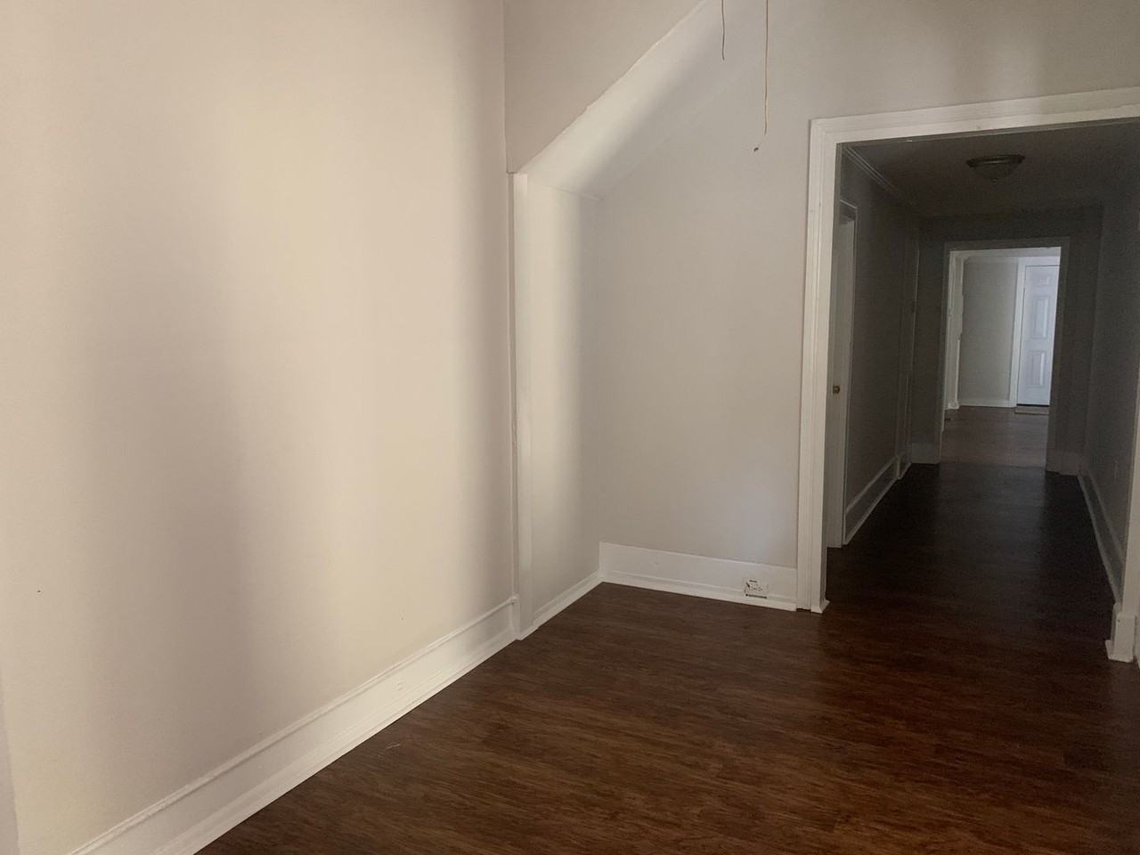 816 Maple Avenue - Photo 3 of 18