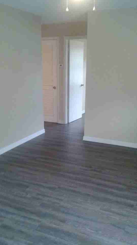 410 S Hill Ave - Photo 4 of 14