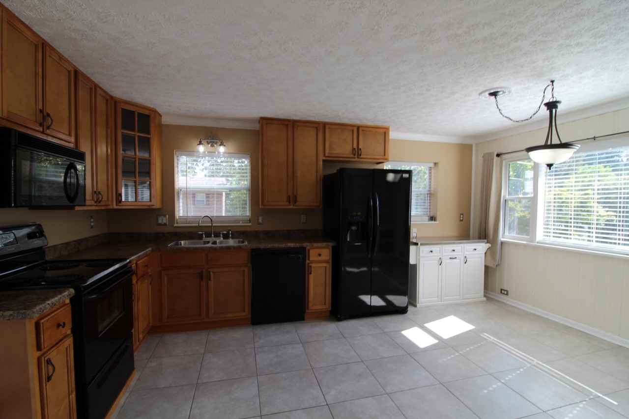 101 E Magnolia Ln - Photo 3 of 24