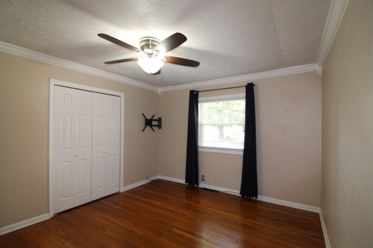 101 E Magnolia Ln - Photo 5 of 24