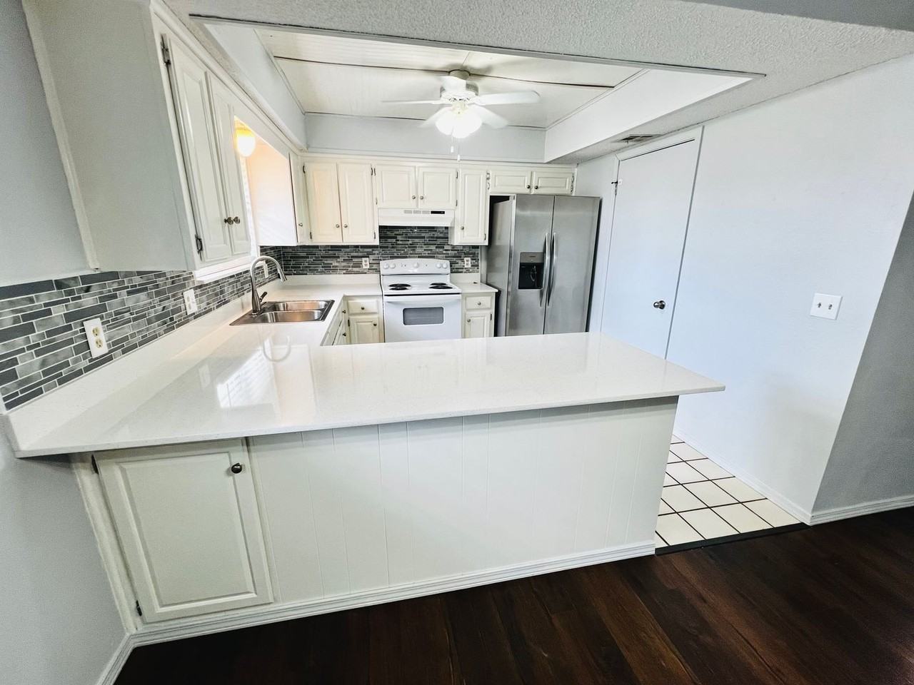 517 Nw 138th St - Photo 3 of 14