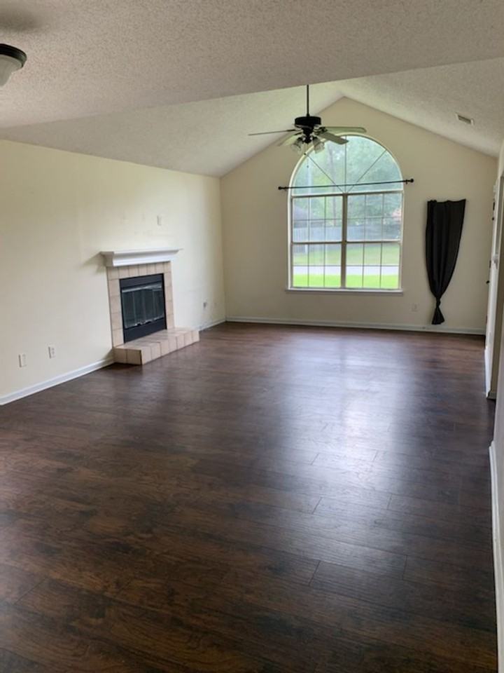 706 Timber Ridge Trl - Photo 7 of 26