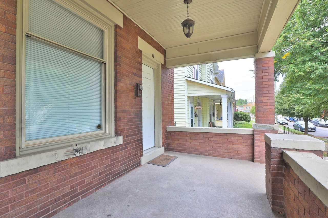 41 E Blake Ave - Photo 2 of 22