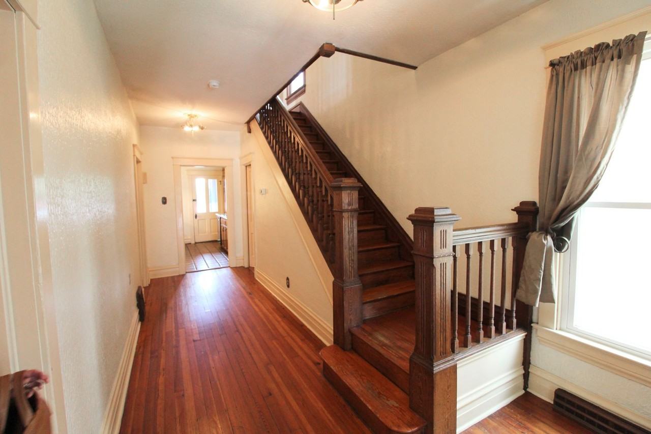 81 Broad St - Photo 6 of 26