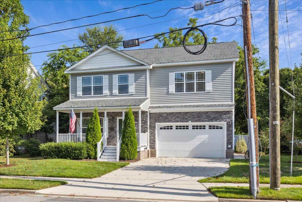 138 Meredith St - Photo 3 of 45