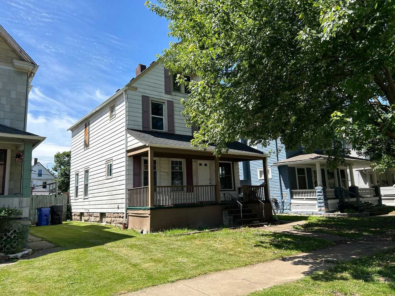 3407 Woodbridge Ave - Photo 2 of 50
