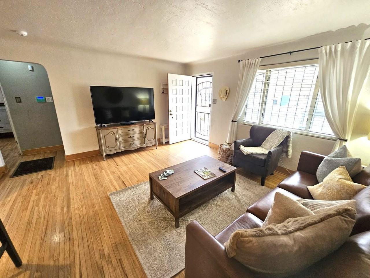 2937 Hyder Avenue Southeast - Photo 6 of 20