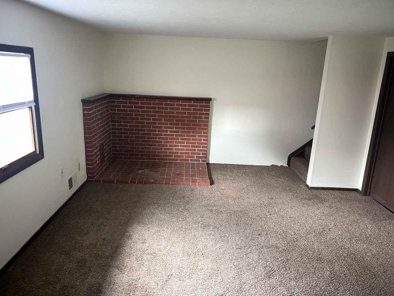 5418-5422 Menlo Ct - Photo 3 of 14