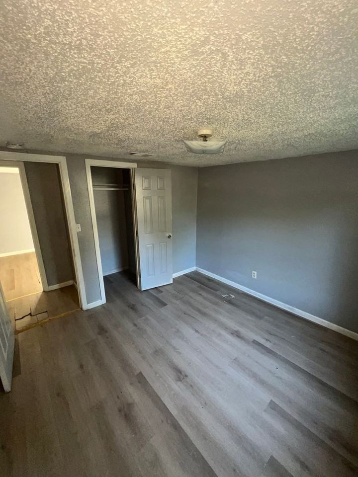 2109 Ragsdale Ave - Photo 3 of 9