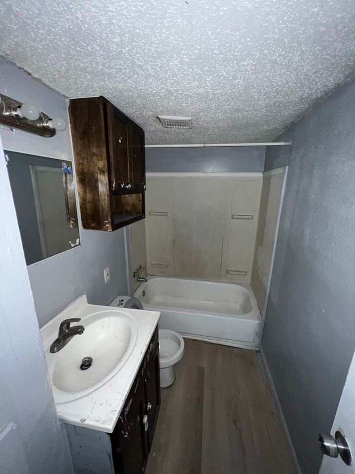 2109 Ragsdale Ave - Photo 5 of 9