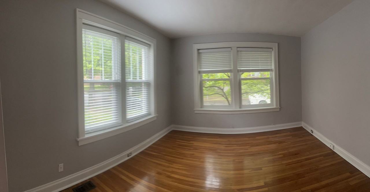 905 Concordia Ln - Photo 2 of 9