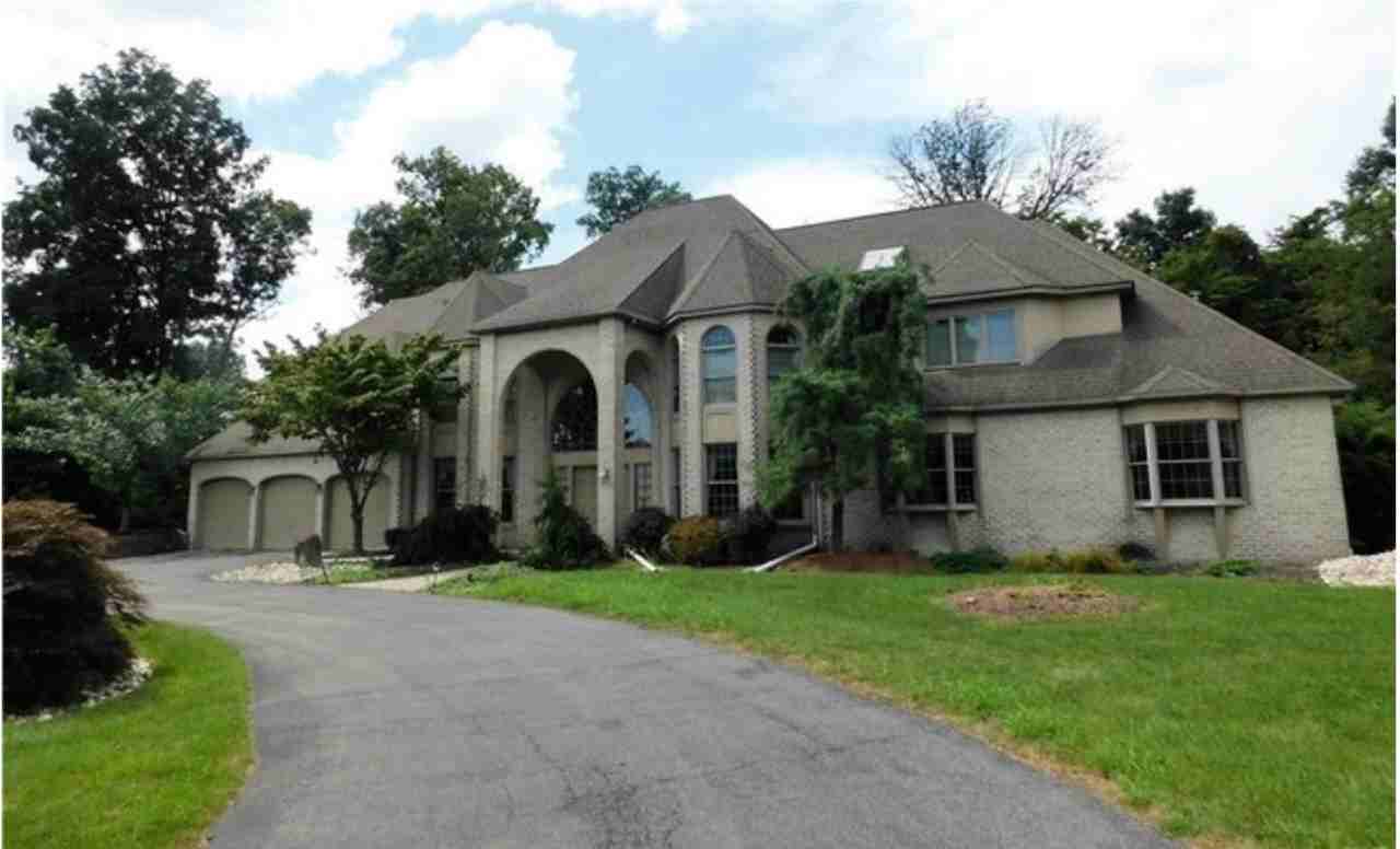 3505 Manor Rd - Photo 2 of 6